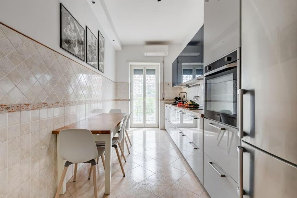 Bdc - Rome, Open City! 3-bdr! Apartment Rome